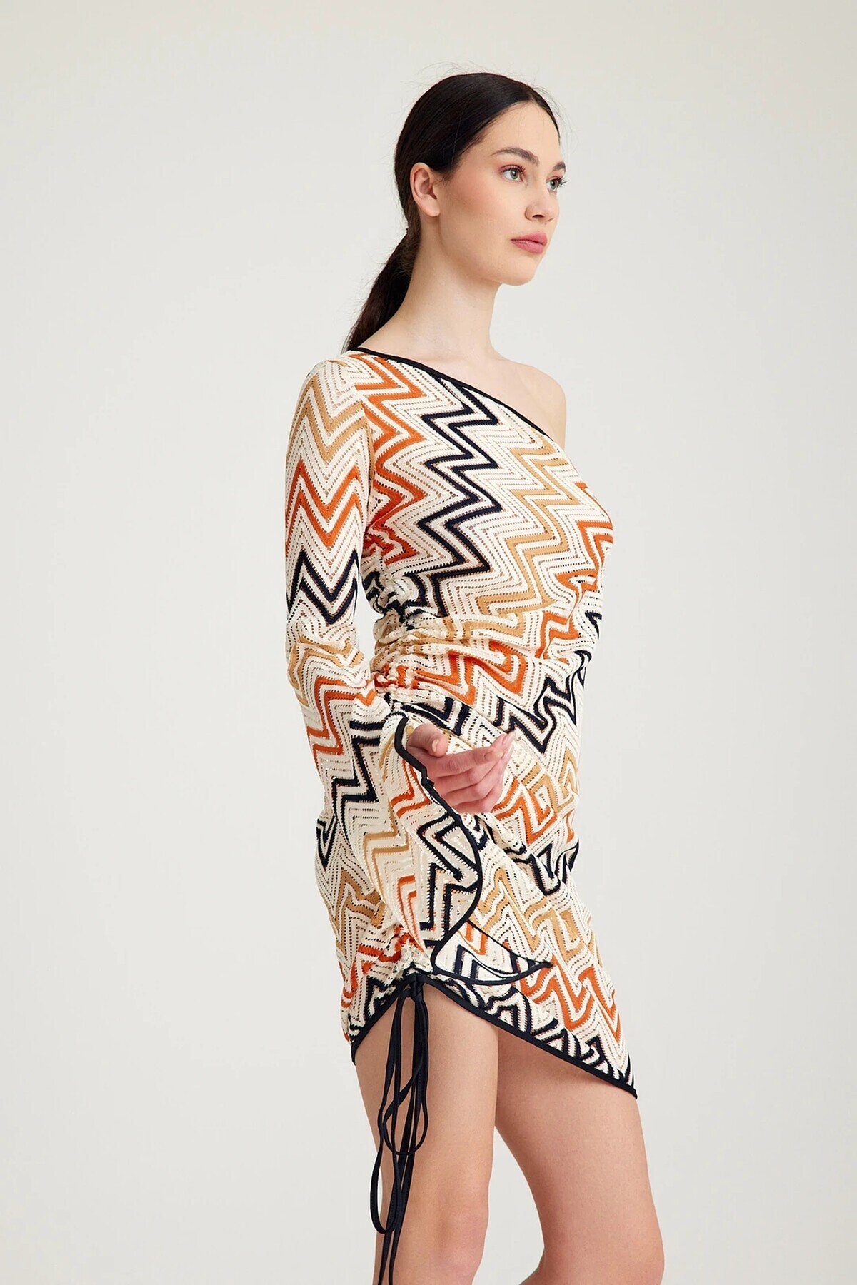 ALIXA ZIGZAG DRESS