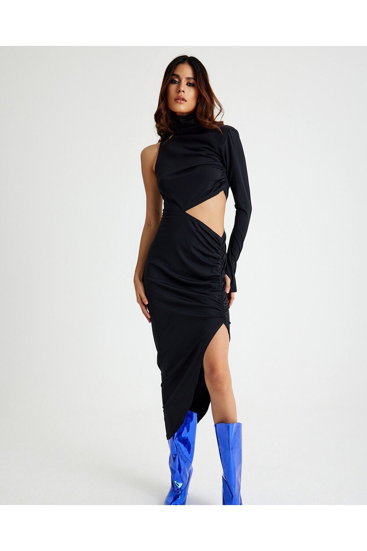 CUT-OUT DRESS
