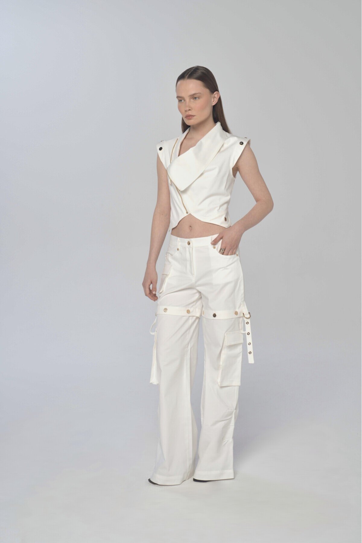 GEMMA SUIT